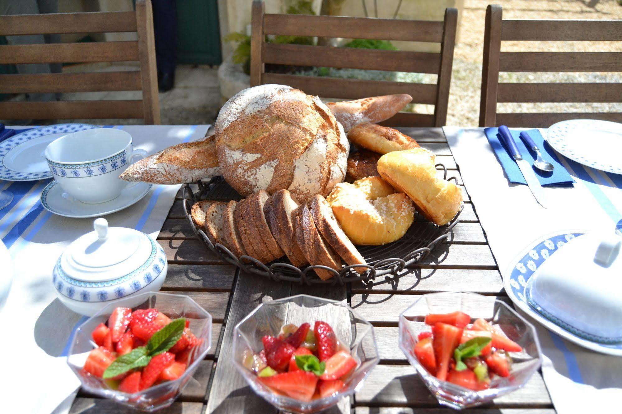 Bed and Breakfast La Clef des Champs à Saint-Mard  Extérieur photo